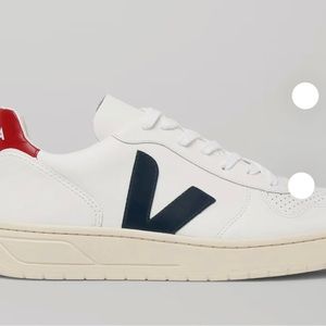 Veja V-10 White sneakers